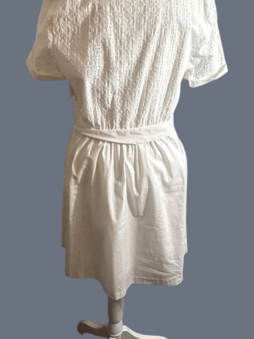 IMNYC Isaac Mizrahi White Eyelet Dress ~ Size 14 - Picture 3 of 4